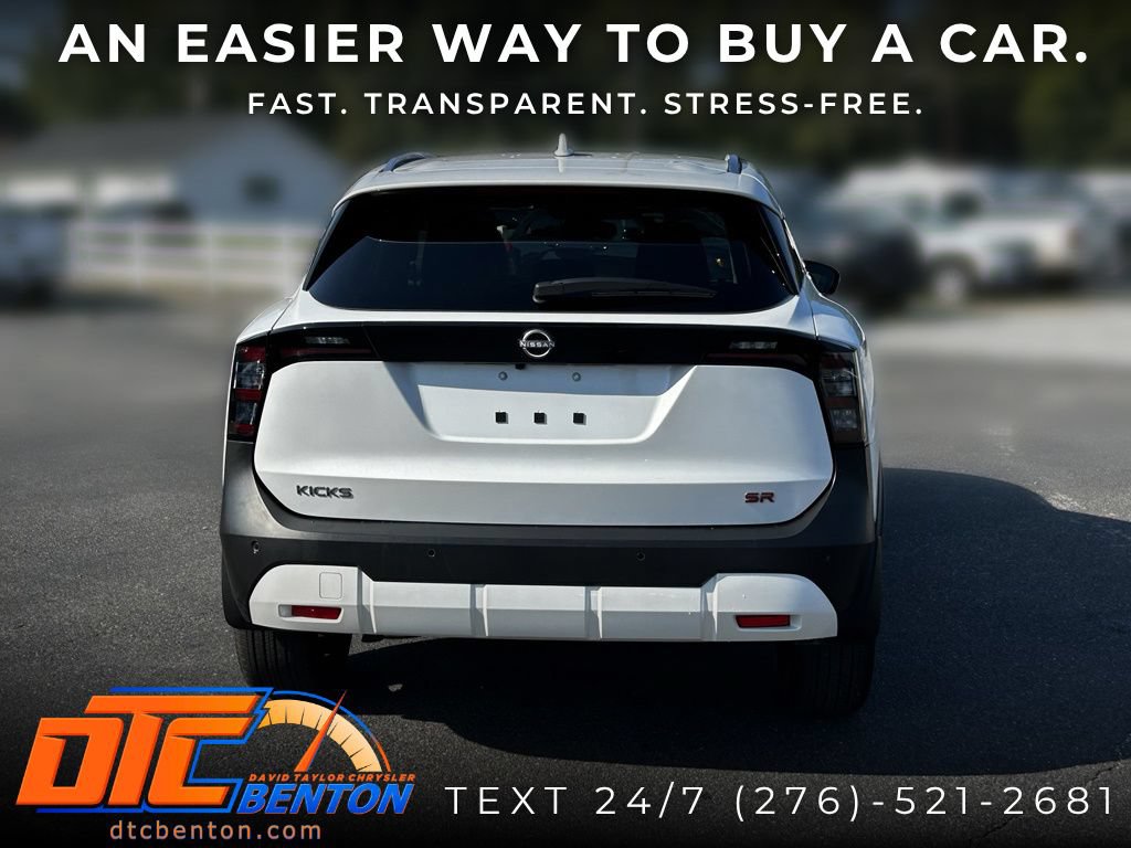 Used 2025 Nissan Kicks SR FWD image 6