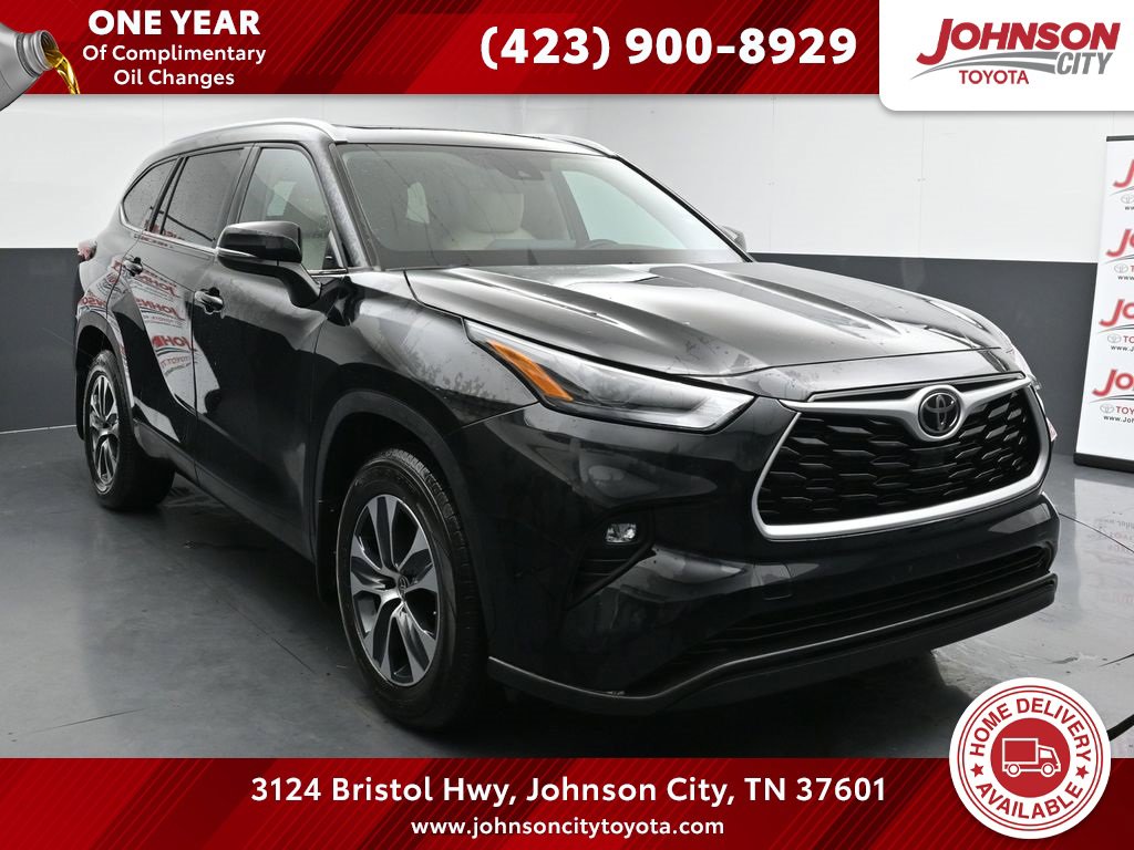 Used 2023 Toyota Highlander XLE