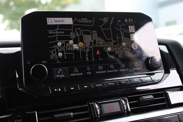 Certified 2025 Nissan Pathfinder SL w/ SL Premium Package FWD image 16