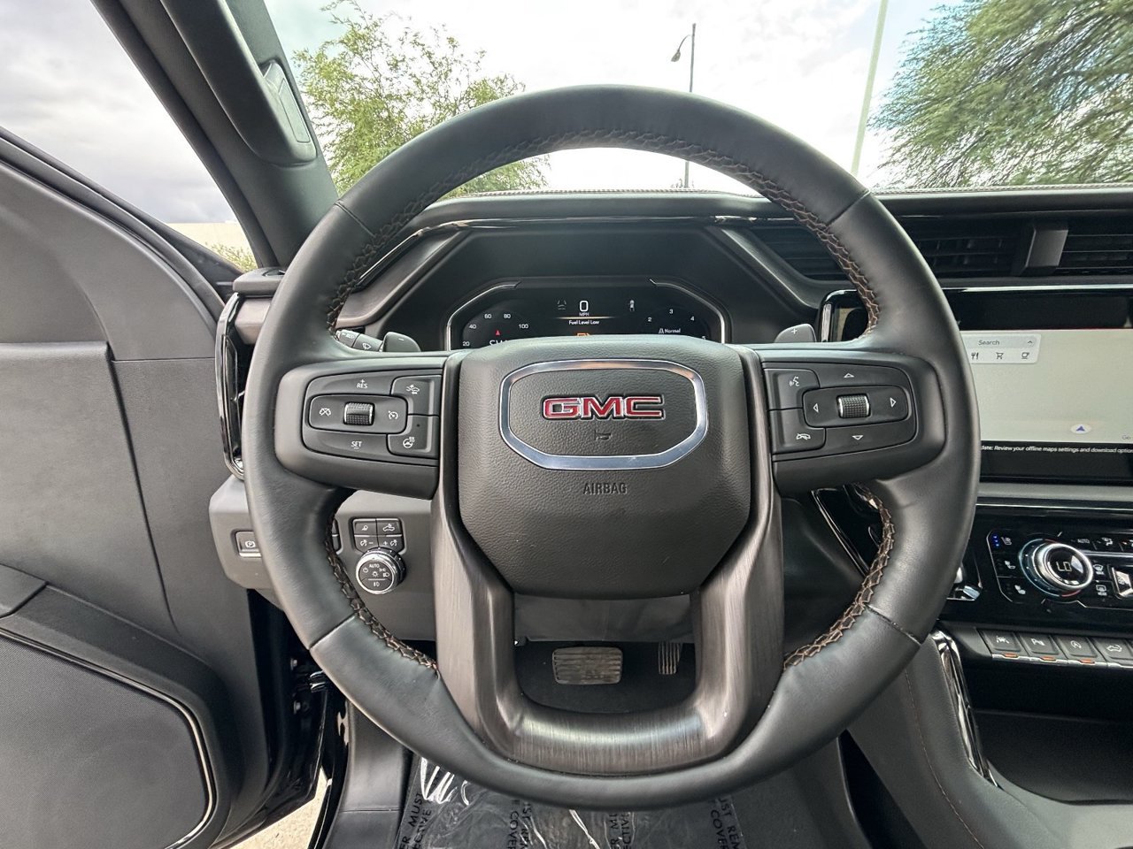 Used 2024 GMC Sierra 1500 AT4 w/ Technology Package AWD/4WD image 25