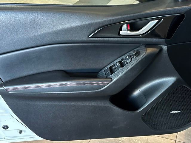 Used 2015 MAZDA MAZDA3 i Grand Touring image 25