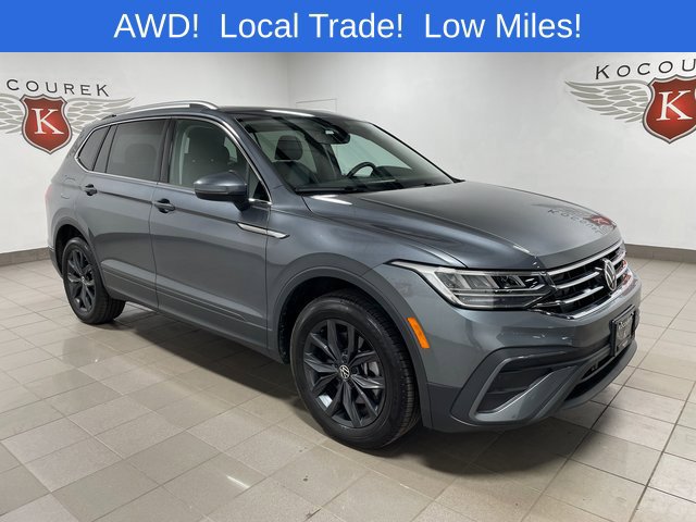 Used 2024 Volkswagen Tiguan SE w/ Panoramic Sunroof Package