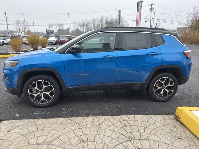 New 2026 Jeep Compass Limited w/ Mopar All Weather Package AWD/4WD image 4