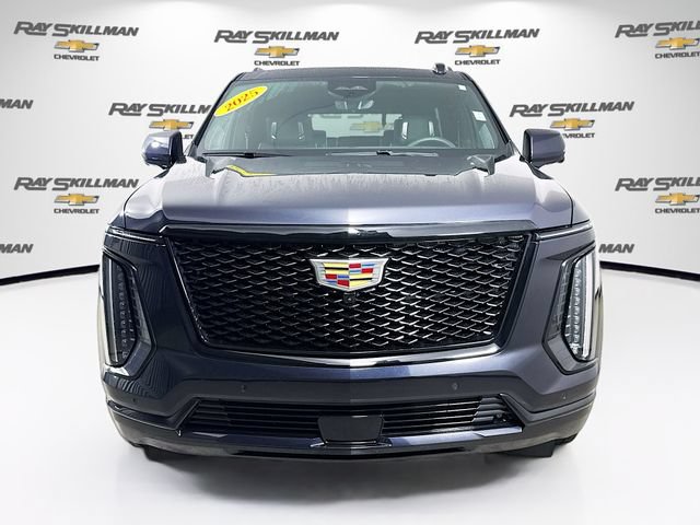 Used 2025 Cadillac Escalade Sport Platinum w/ LPO, Floor Liner Package AWD/4WD image 2