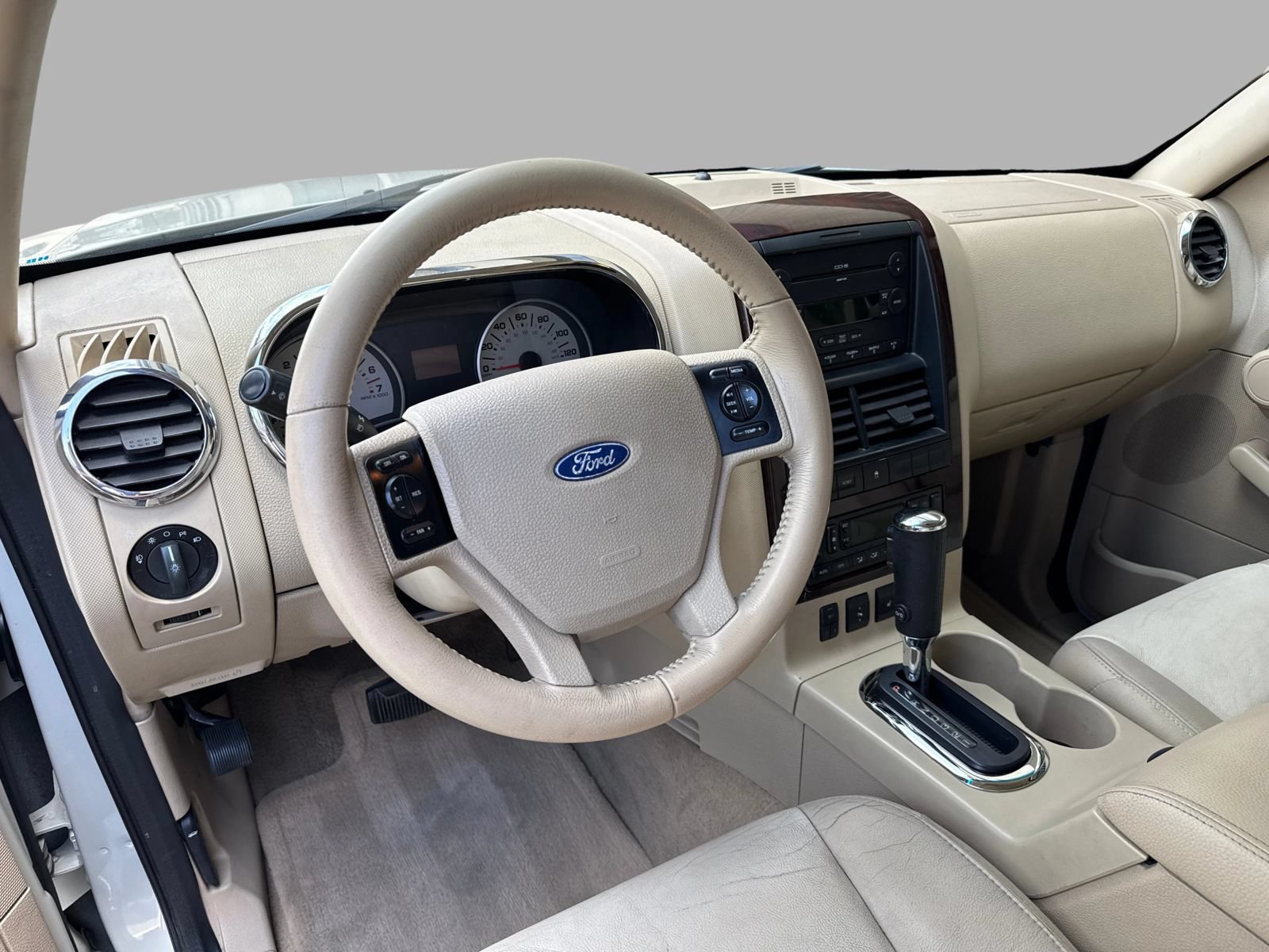 Used 2006 Ford Explorer Limited RWD image 21