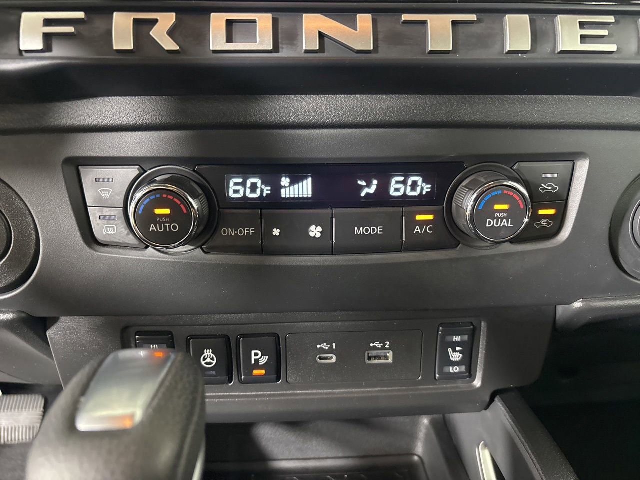 Used 2025 Nissan Frontier SV w/ SV Convenience Package RWD image 16