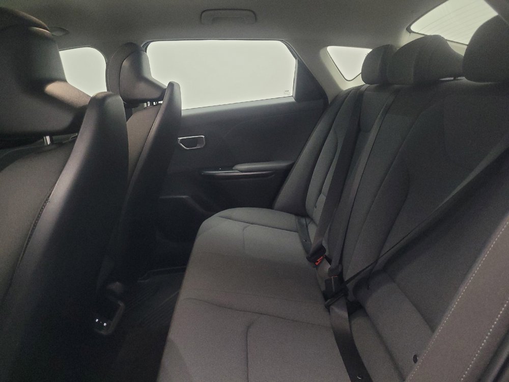 Used 2025 Kia K4 FWD image 18