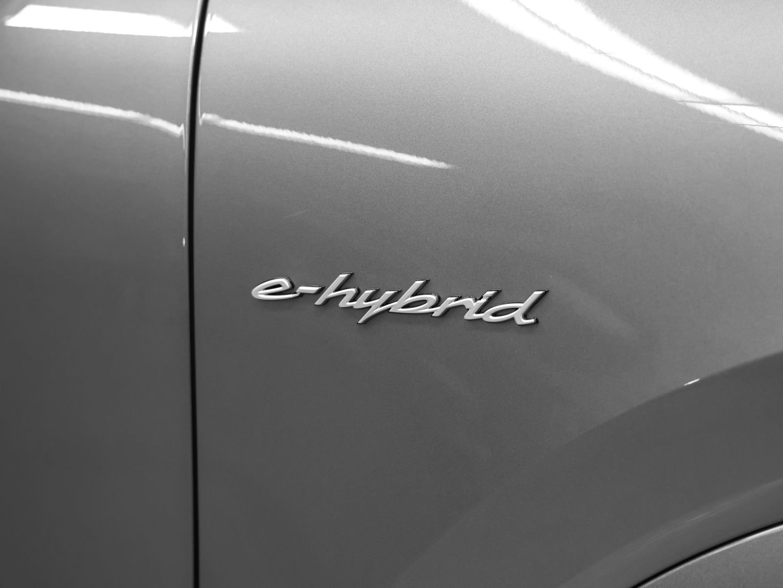 New 2026 Porsche Cayenne E-Hybrid Coupe AWD/4WD image 14