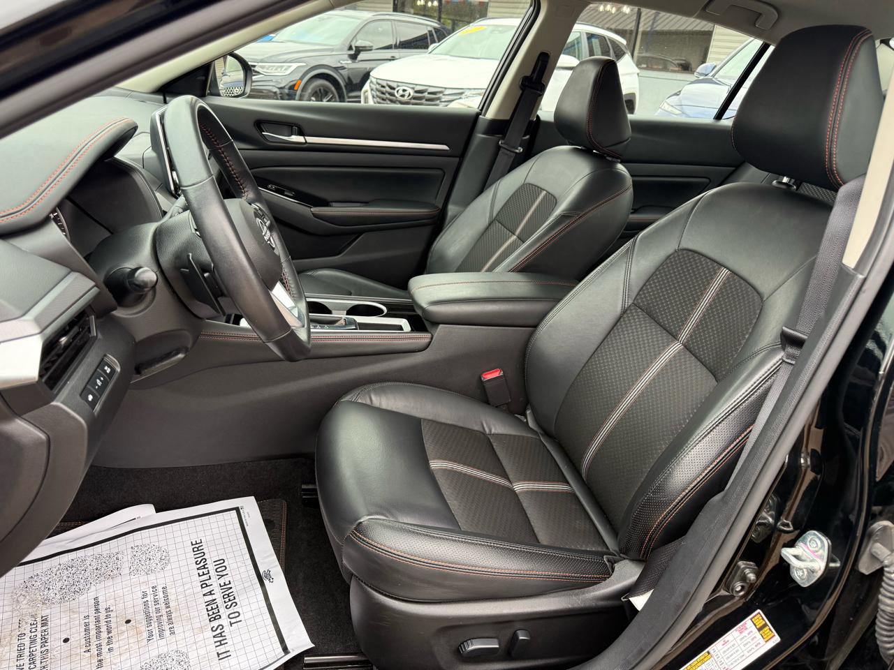 Used 2024 Nissan Altima 2.5 SR FWD image 7