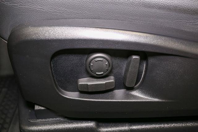 Used 2023 Land Rover Defender 110 X-Dynamic SE image 45