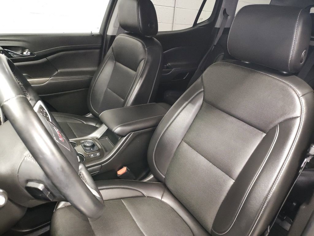 Used 2023 GMC Acadia SLT image 26