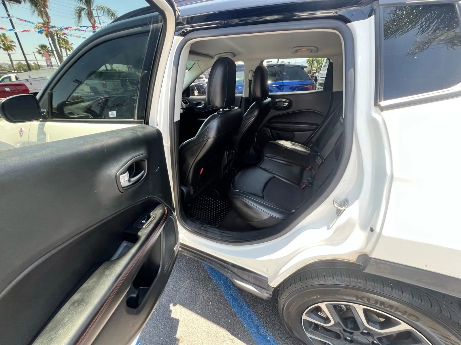 Used 2019 Jeep Compass Trailhawk image 15
