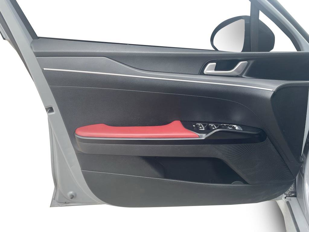 Used 2023 Kia K5 GT-Line image 8