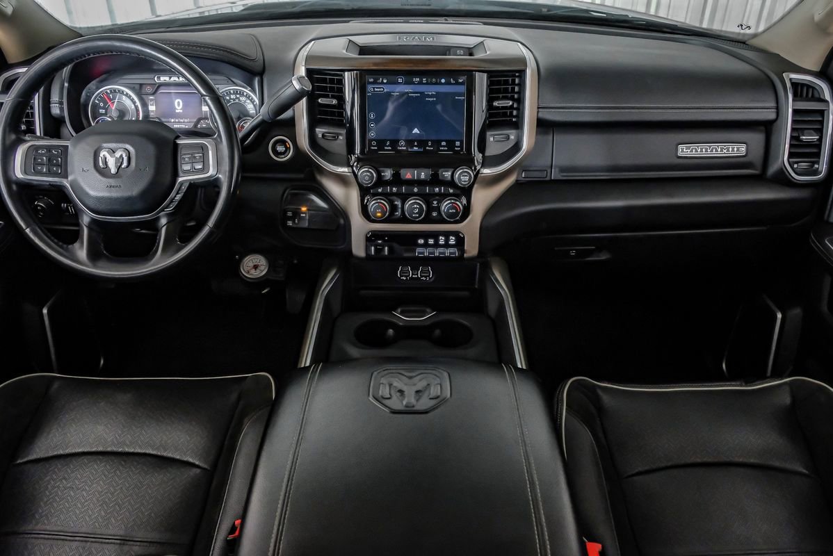 Used 2022 RAM 3500 Laramie AWD/4WD image 13
