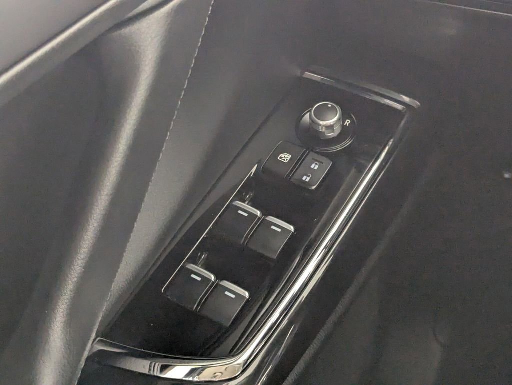 Used 2018 MAZDA CX-9 Touring w/ Touring Premium Package image 16