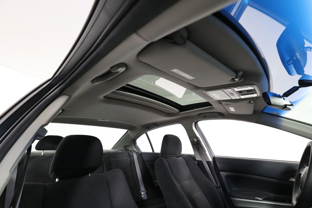 Used 2010 Honda Accord EX image 37