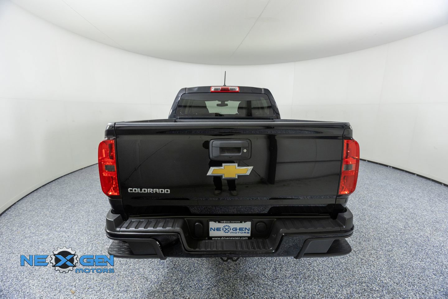 Used 2020 Chevrolet Colorado W/T w/ WT Convenience Package RWD image 6