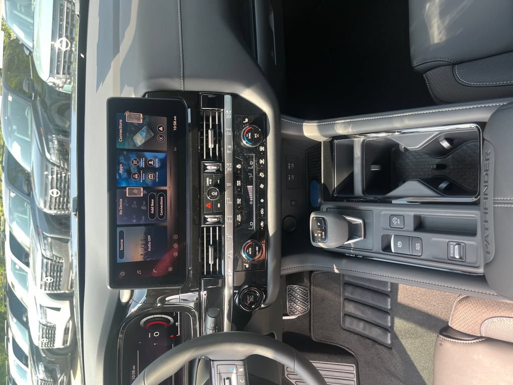 New 2026 Nissan Pathfinder SL FWD image 27