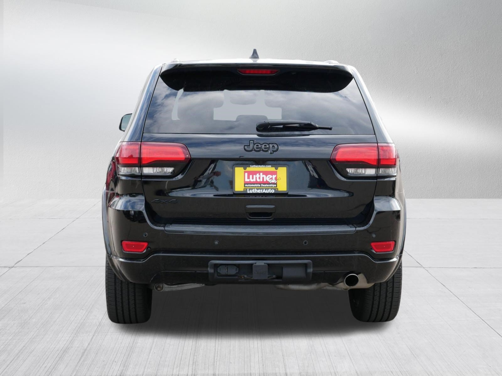 Used 2022 Jeep Grand Cherokee Laredo X AWD/4WD image 6