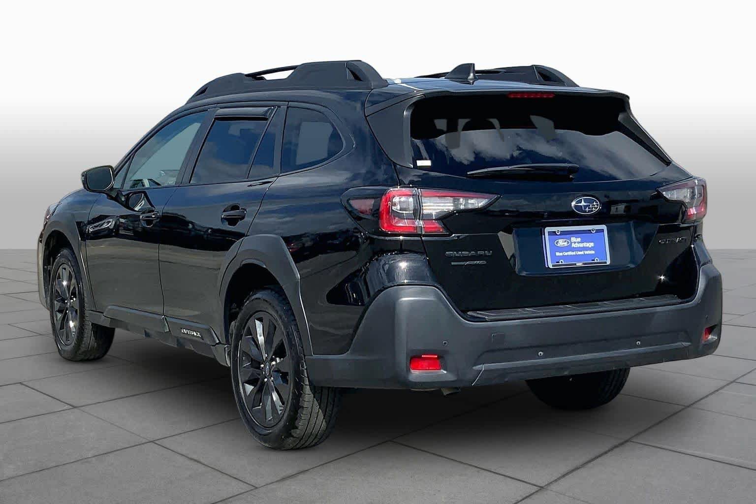 Used 2023 Subaru Outback Onyx Edition AWD/4WD image 12