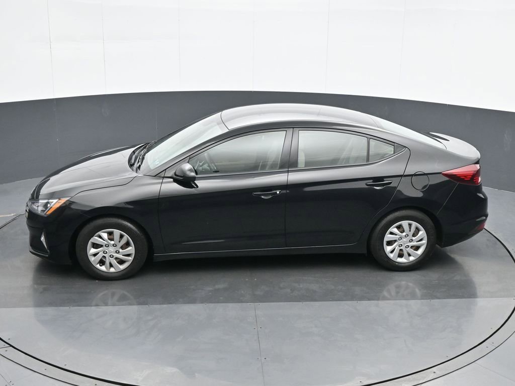 Used 2020 Hyundai Elantra SE w/ Cargo Package (C1) image 18