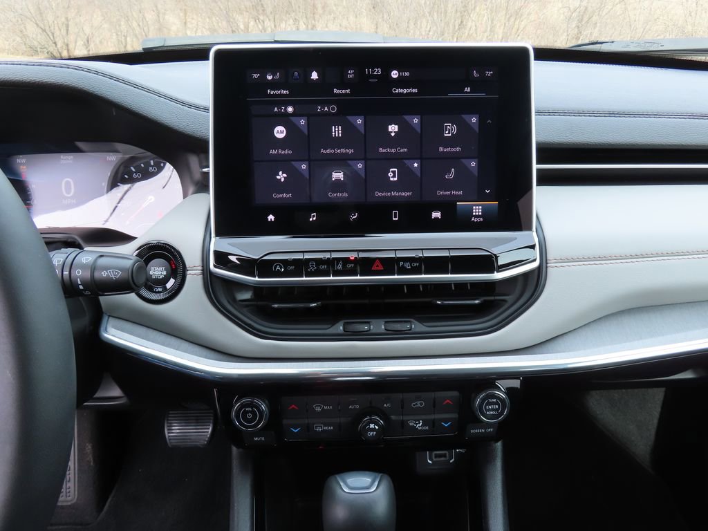 Used 2024 Jeep Compass Limited image 18