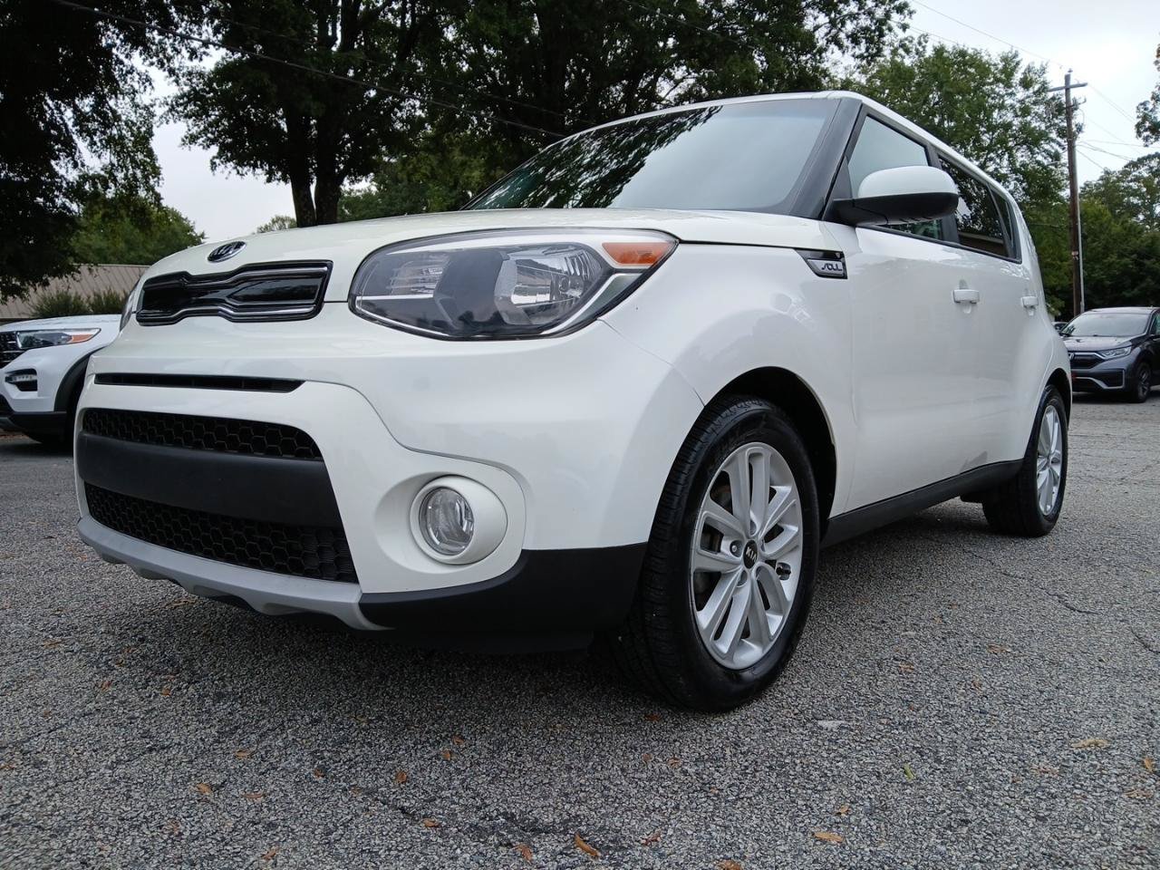 Used 2019 Kia Soul + FWD image 2