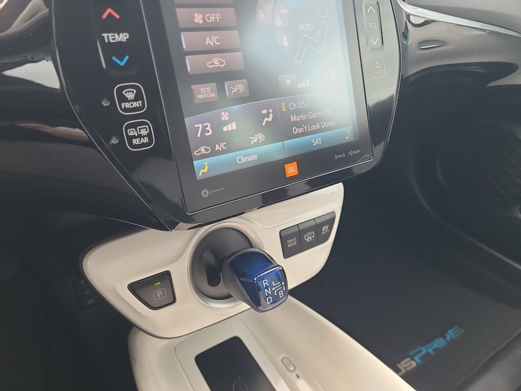 Used 2018 Toyota Prius Prime Advanced FWD image 14