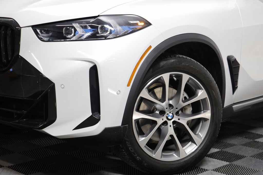Certified 2026 BMW X5 xDrive40i w/ Climate Comfort Package image 3