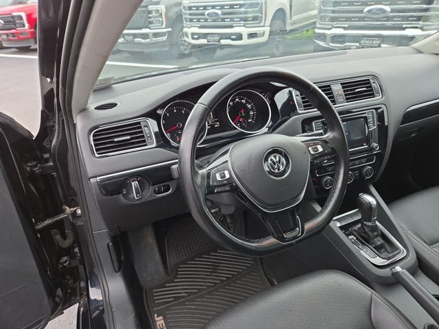 Used 2017 Volkswagen Jetta SEL FWD image 8