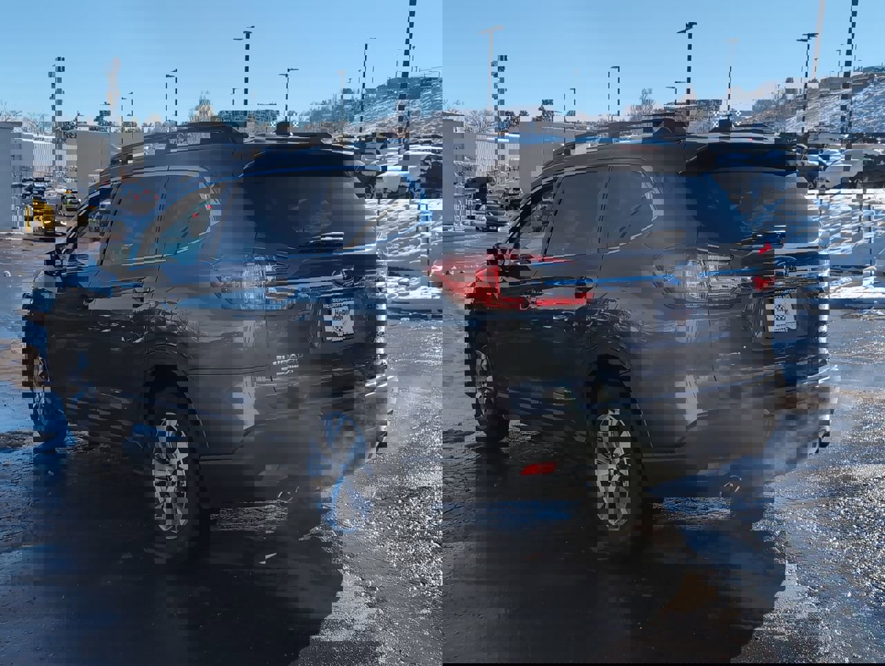 Used 2024 Subaru Ascent Premium w/ Convenience Package image 5