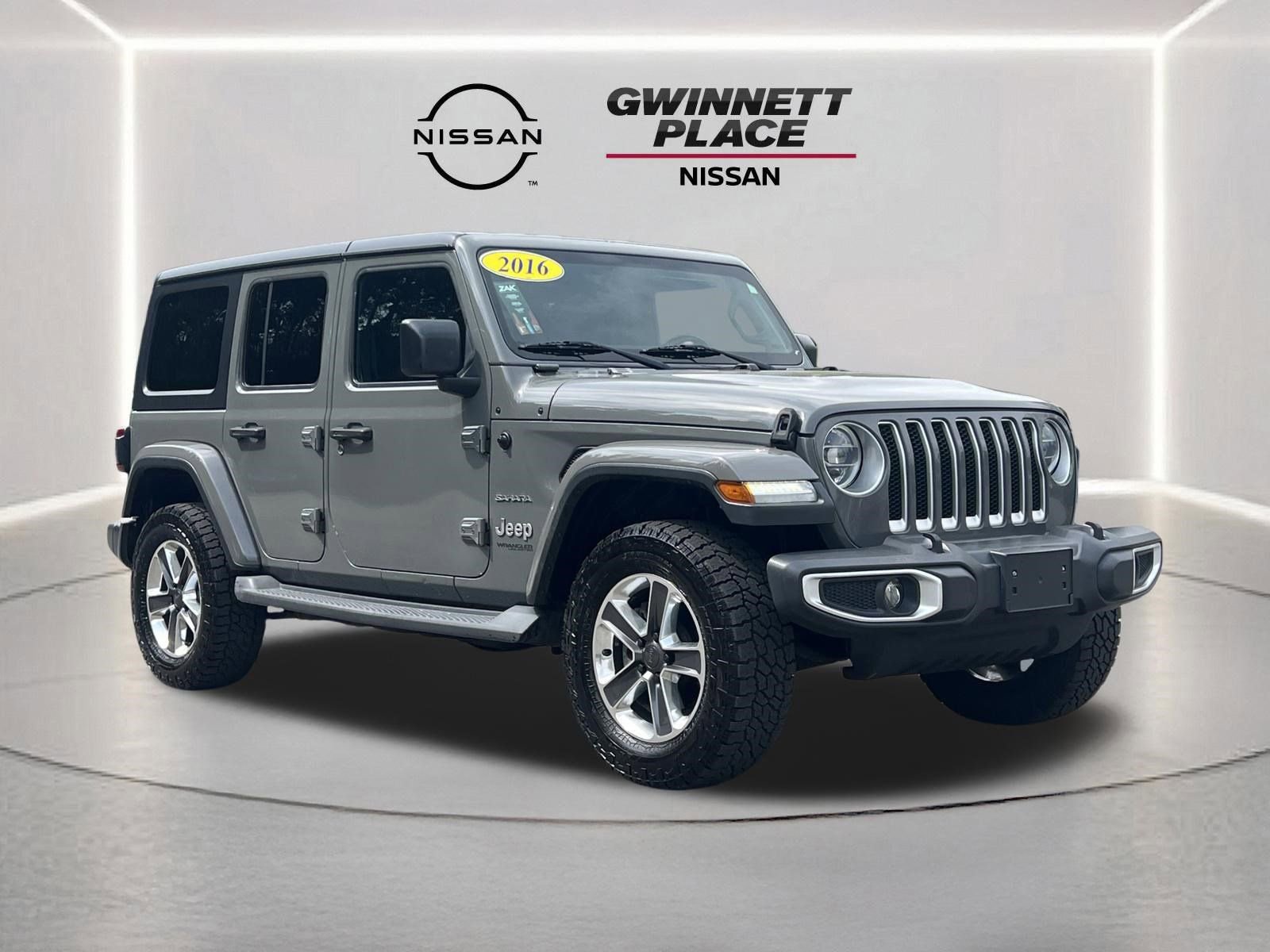 Used 2019 Jeep Wrangler Unlimited Sahara w/ Cold Weather Group image 28