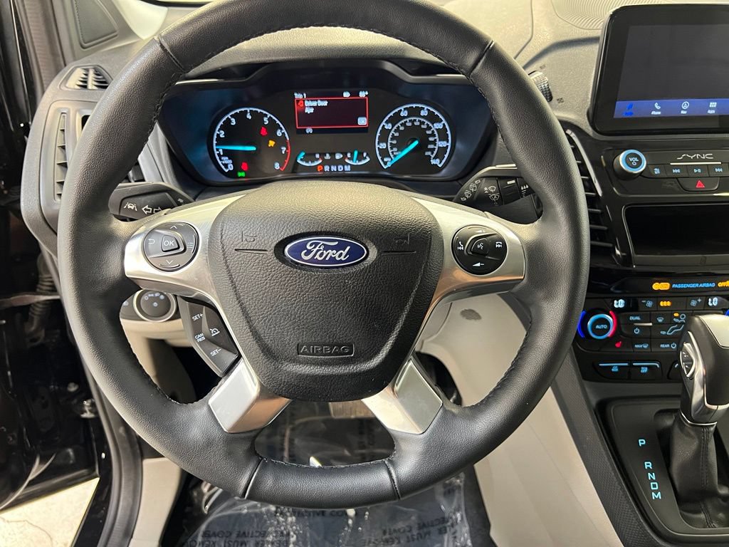 Used 2023 Ford Transit Connect Titanium FWD image 18