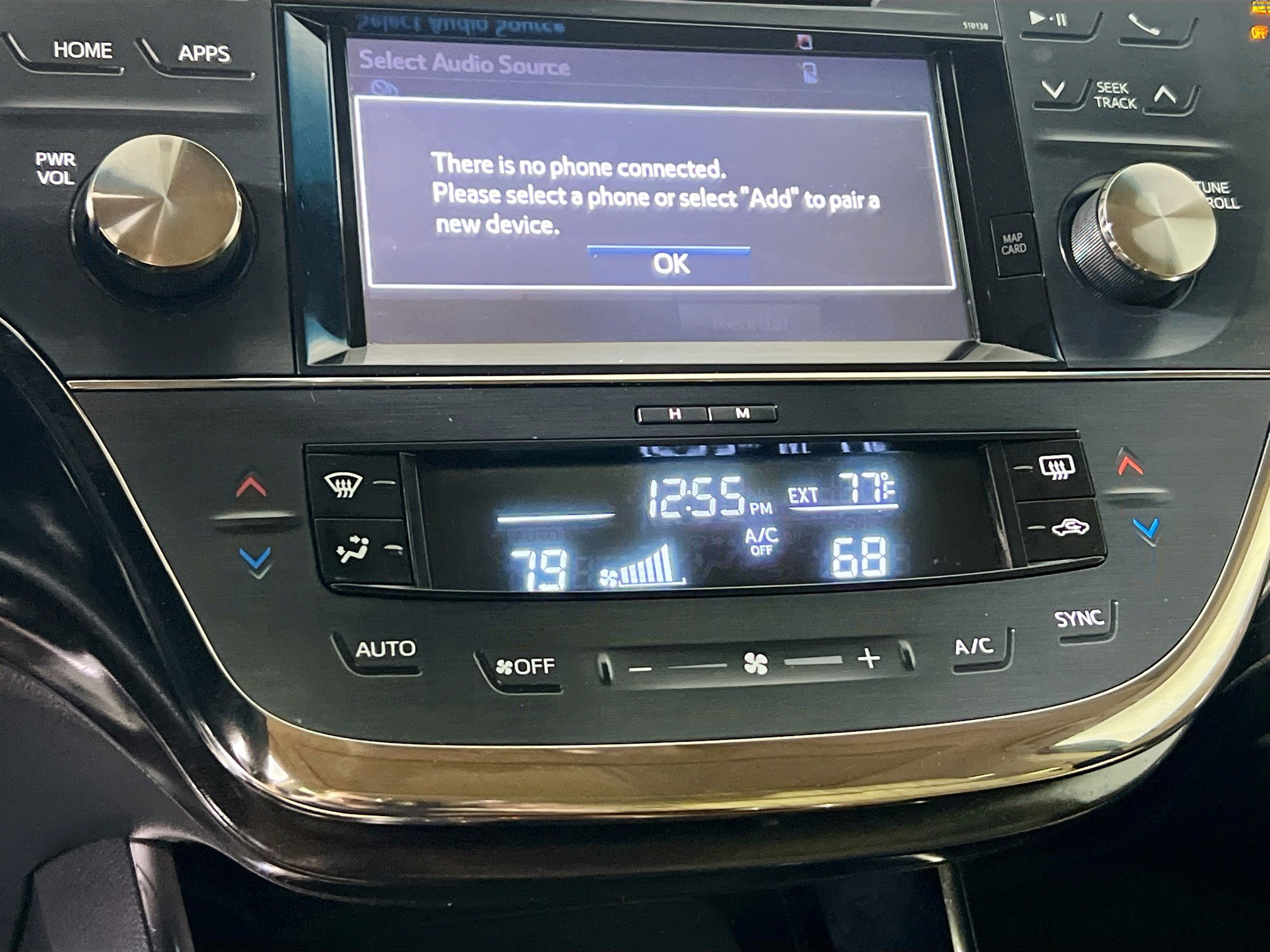 Used 2018 Toyota Avalon XLE Premium image 27