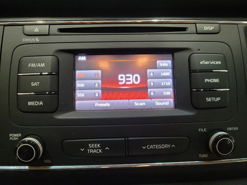 Used 2016 Kia Sedona LX w/ LX Convenience Package FWD image 25