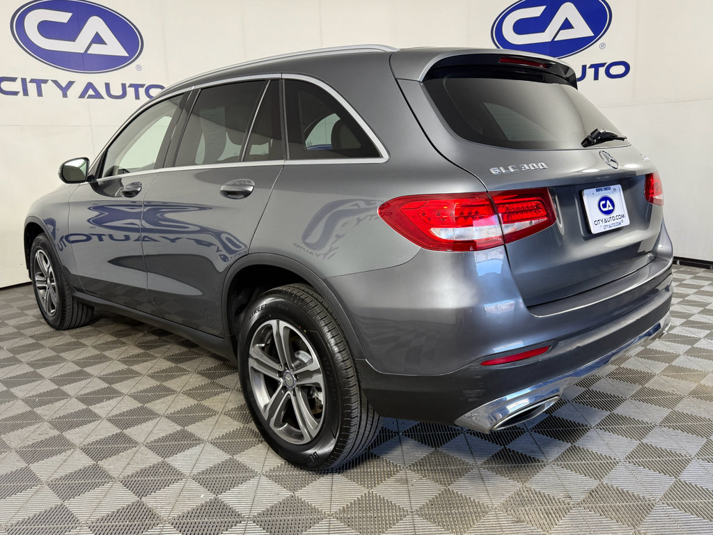 Used 2016 Mercedes-Benz GLC 300 300 image 4