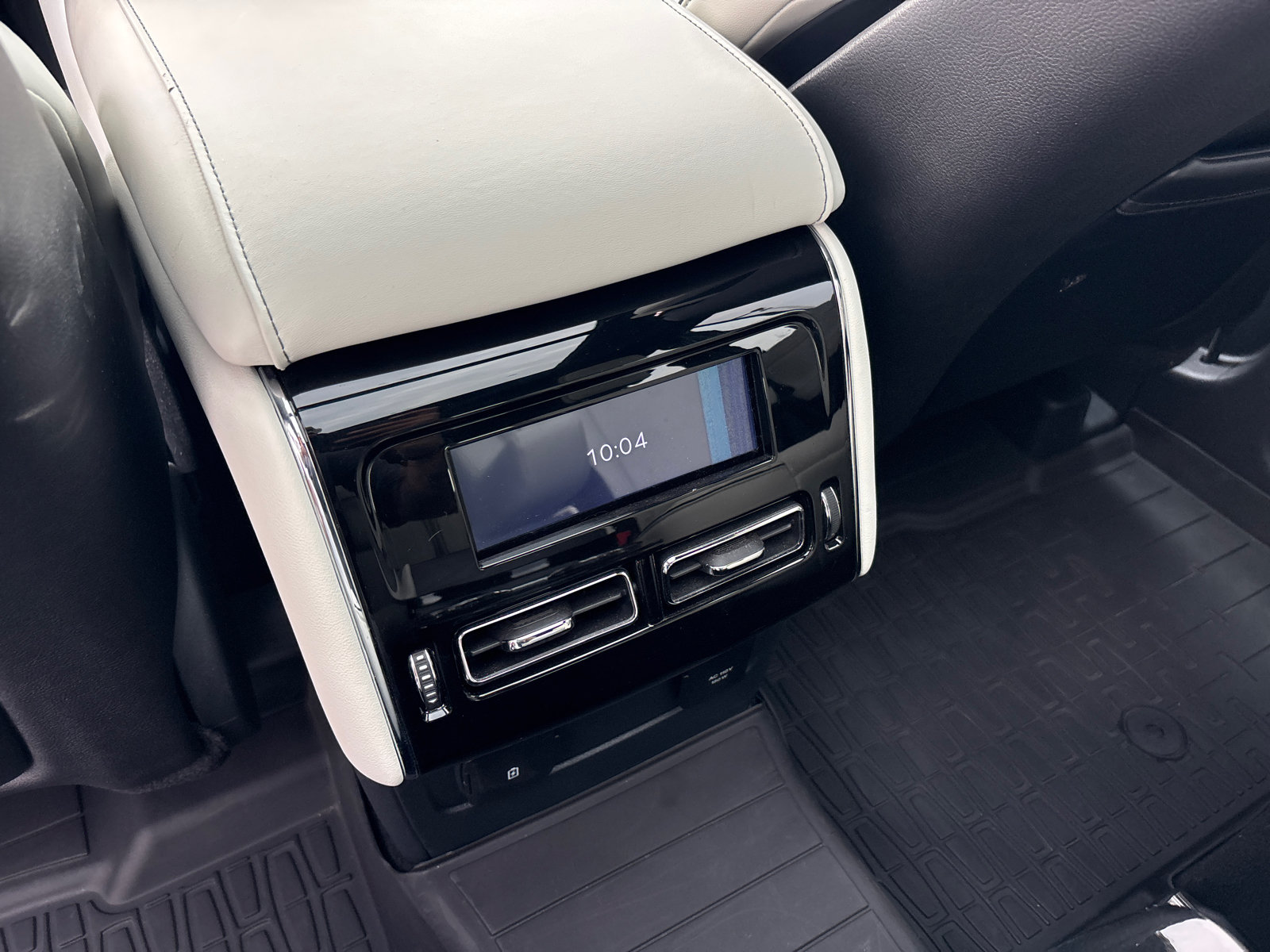 Certified 2025 Lincoln Aviator Black Label AWD/4WD image 32