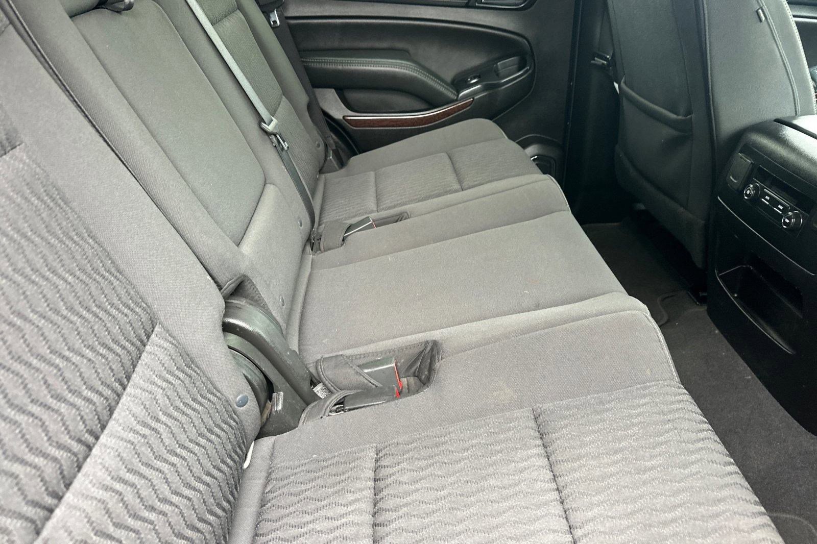 Used 2019 GMC Yukon SLE w/ Convenience Package image 28