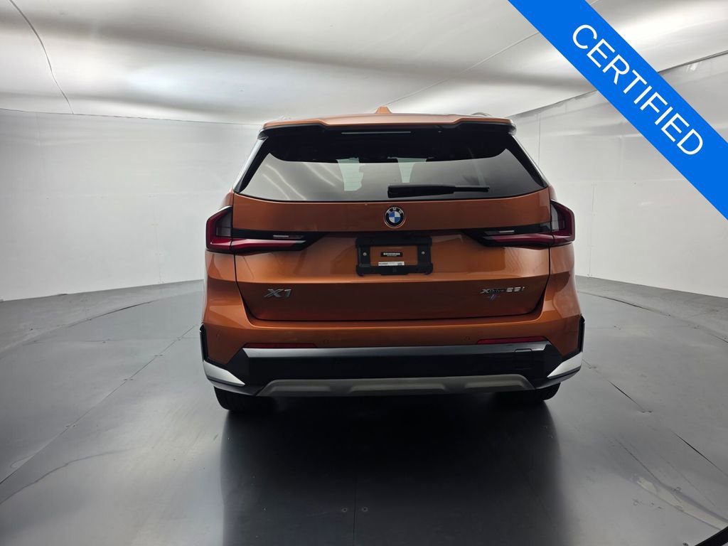 Used 2023 BMW X1 xDrive28i w/ Premium Package AWD/4WD image 5