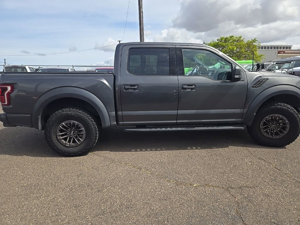 Used 2019 Ford F150 Raptor w/ Equipment Group 802A Luxury AWD/4WD image 9