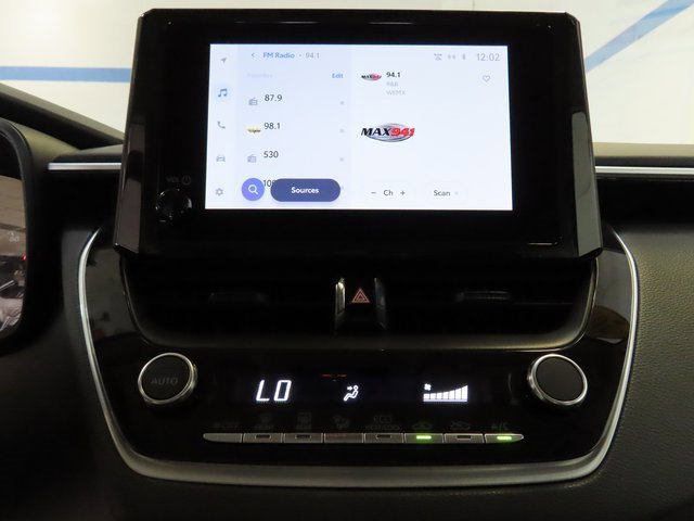 Used 2024 Toyota Corolla LE image 21