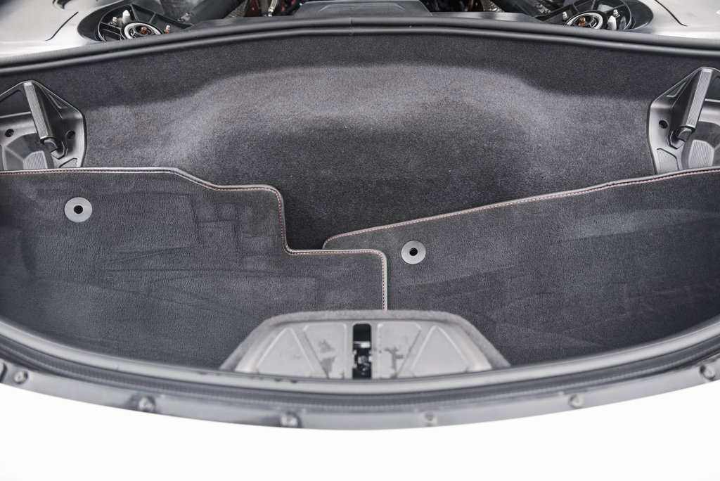 Used 2021 Chevrolet Corvette Stingray Coupe w/ Battery Protection Package image 12