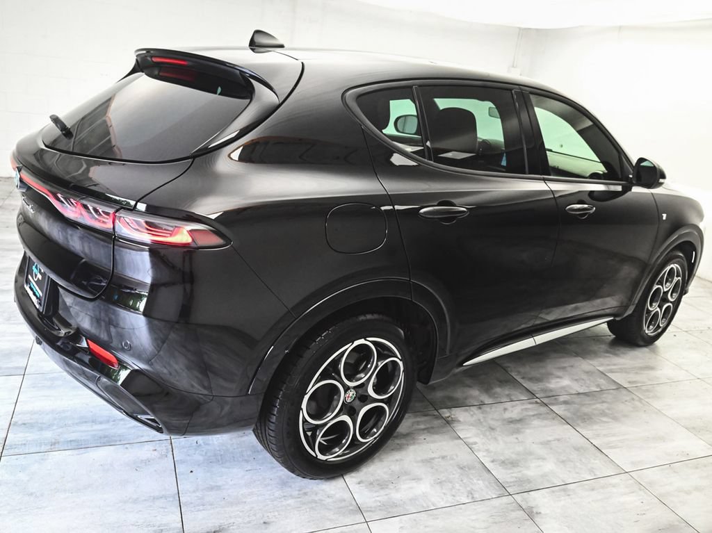 Used 2024 Alfa Romeo Tonale Ti AWD/4WD image 6