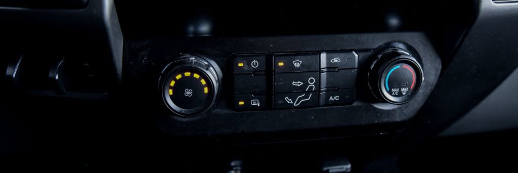 Used 2020 Ford F350 XLT AWD/4WD image 19