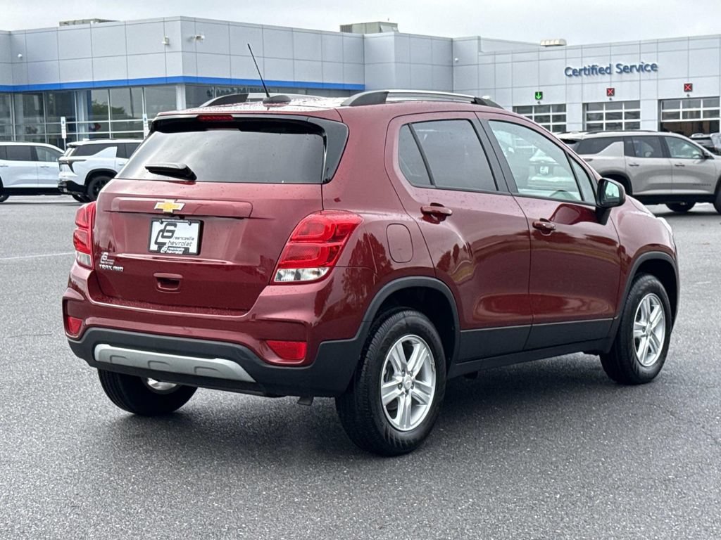 Used 2022 Chevrolet Trax LT w/ LT Convenience Package AWD/4WD image 25