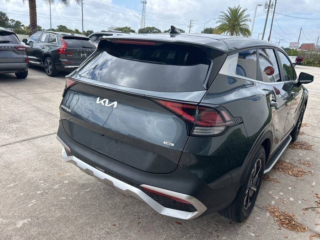 Used 2023 Kia Sportage LX FWD image 7