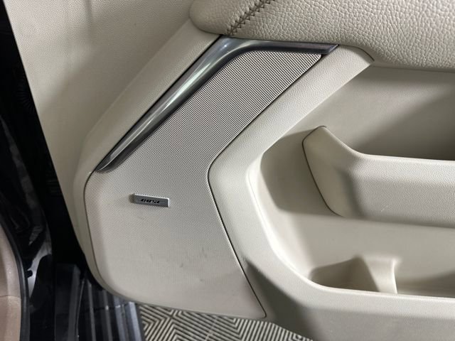 Used 2022 GMC Yukon XL Denali image 30