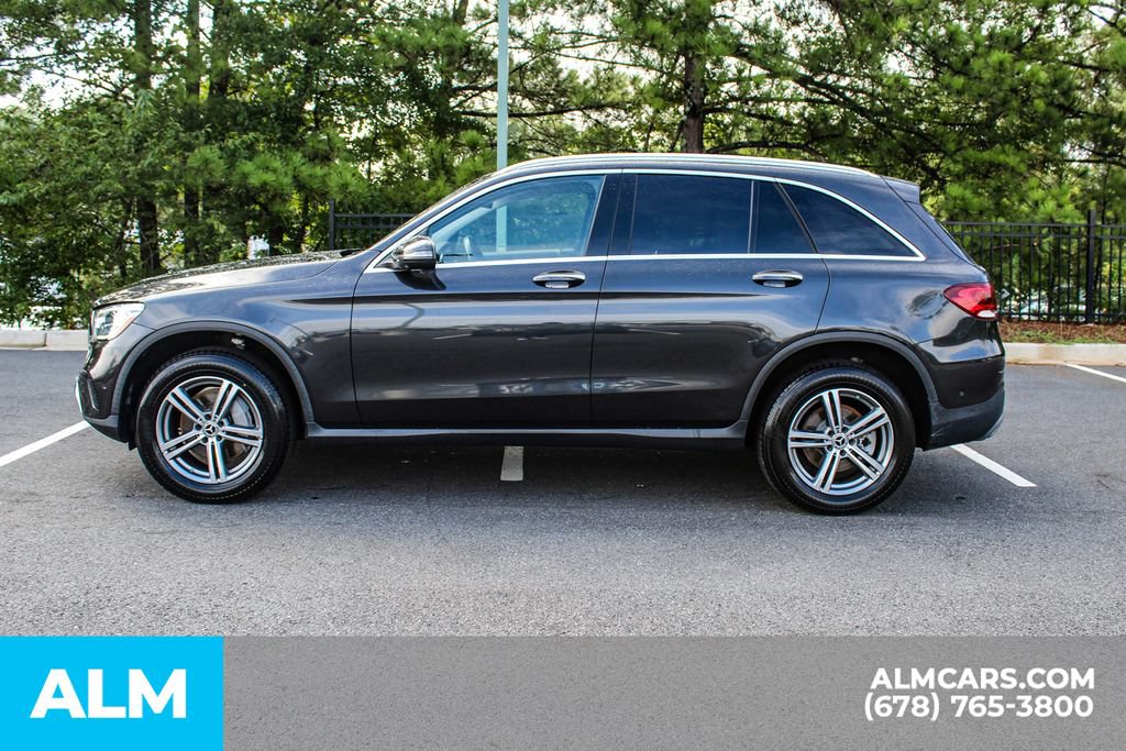 Used 2021 Mercedes-Benz GLC 300 4MATIC w/ Premium Package image 6