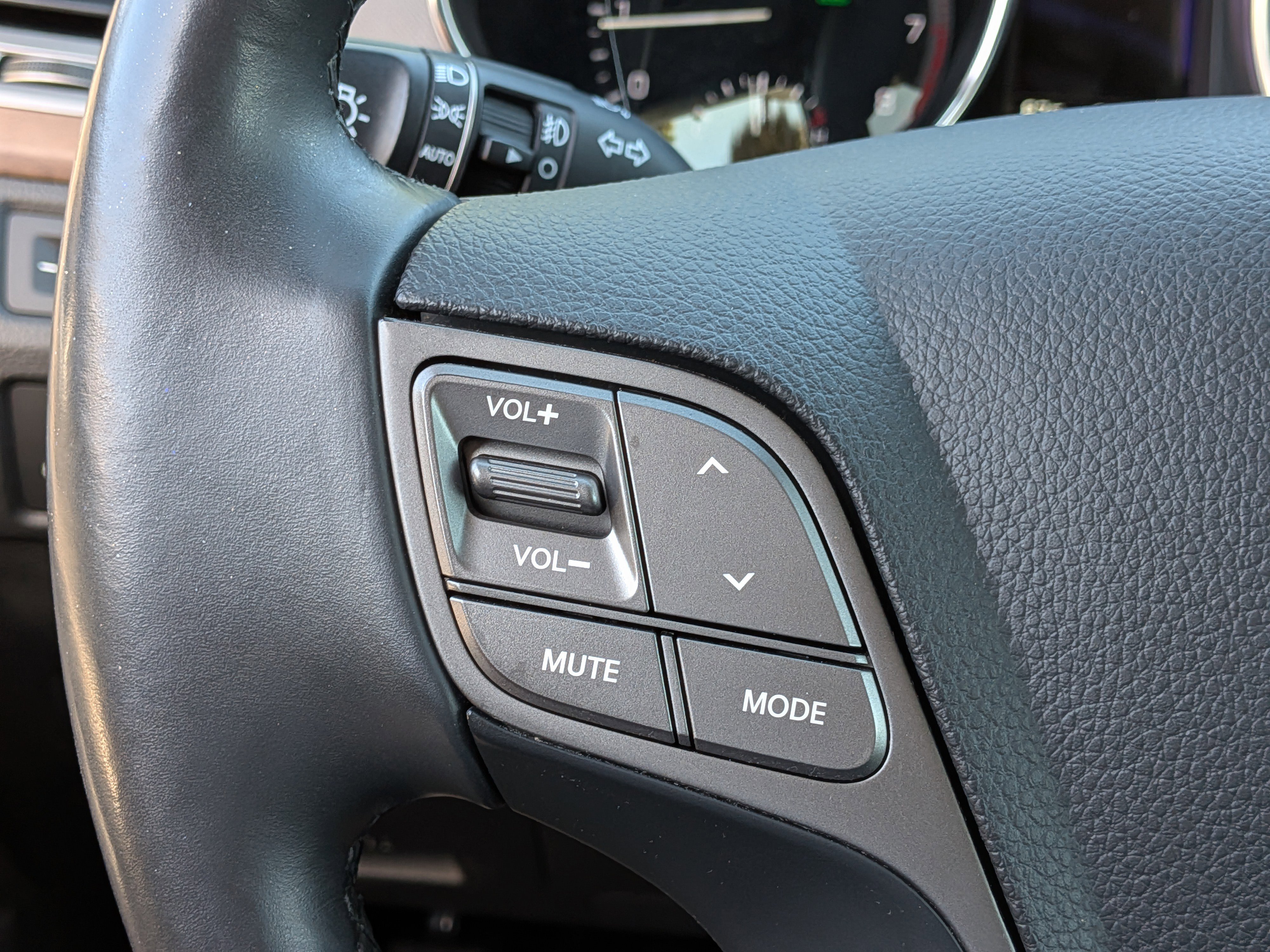 Used 2018 Hyundai Santa Fe Sport w/ 2.4L Tech Package 04 image 24