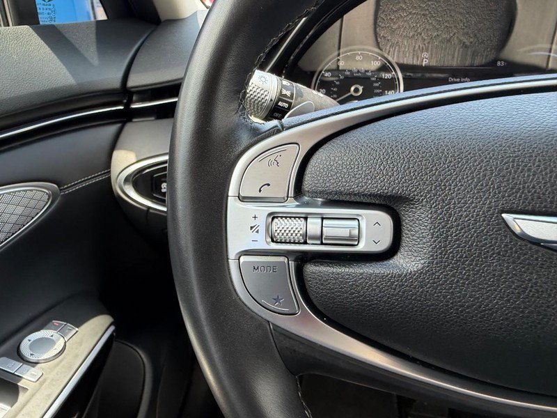 Used 2025 Genesis GV70 2.5T AWD/4WD image 12